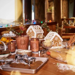 Gingerbread Chalet|Voluspa Hot